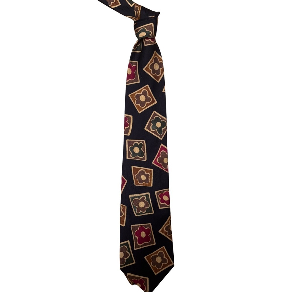 Vintage Hugo Boss Elegant Floral Patterned Silk Tie